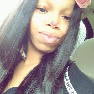 Meet your Posher, Charisma